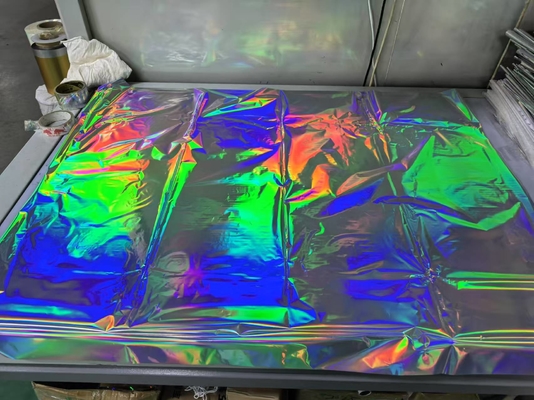 18um Holographischer Bopp-Farbglitzerfilm, Horizontale Lichtsäule BOPP-Film für Medizinverpackungen