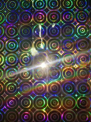 Holographische Haustierfolie Druckfähige Druckprimarbeschichtung Holographische reflektierende Folie thermische Lamination
